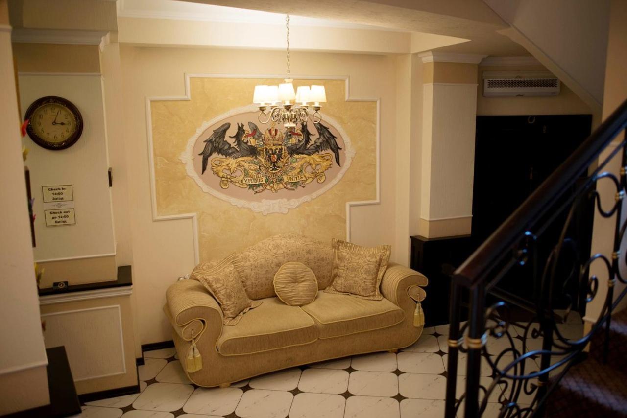 Franz Hotel&Restaurant Ivano-Frankivsk Esterno foto