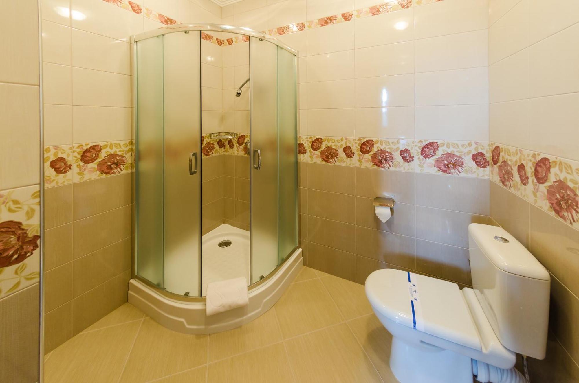 Franz Hotel&Restaurant Ivano-Frankivsk Esterno foto